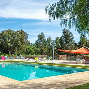 La Romeo, Piscine Et Appartement